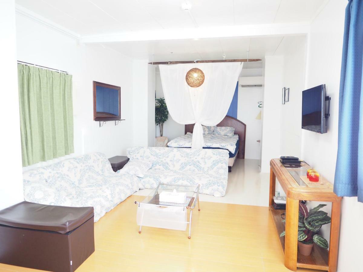 Holiday Homes Tsuboya 2Nd Naha Exterior foto